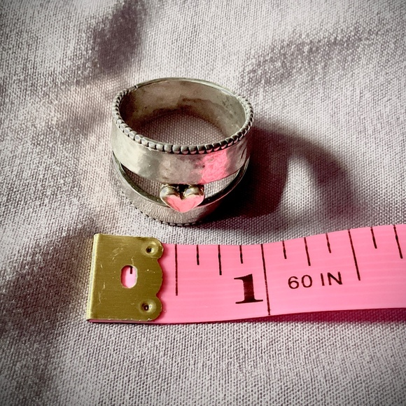 New Handcrafted Sterling Silver Ring Double Cigar Band Gold Center Heart Size 7 - Picture 9 of 11